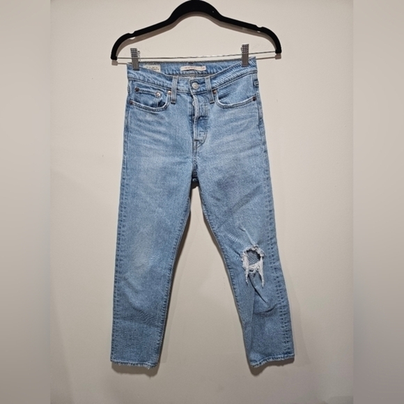 Levi's Wedgie Straight Jeans - Picture 1 of 7